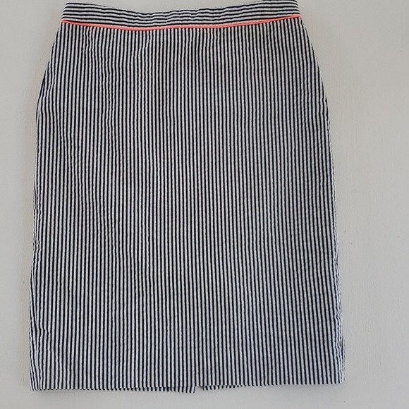 J. CREW NO. 2 PENCIL SKIRT SEERSUCKER SUMMER SZ 2 BLUE CREAM PINK COTTON PREPPY - Picture 1 of 10